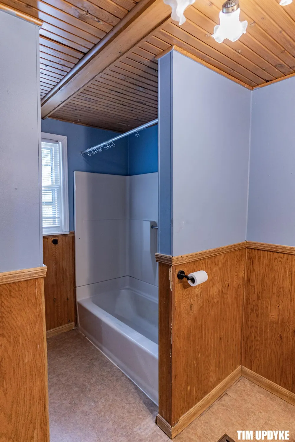 5924 E Sternberg Road Fruitport, MI 49415