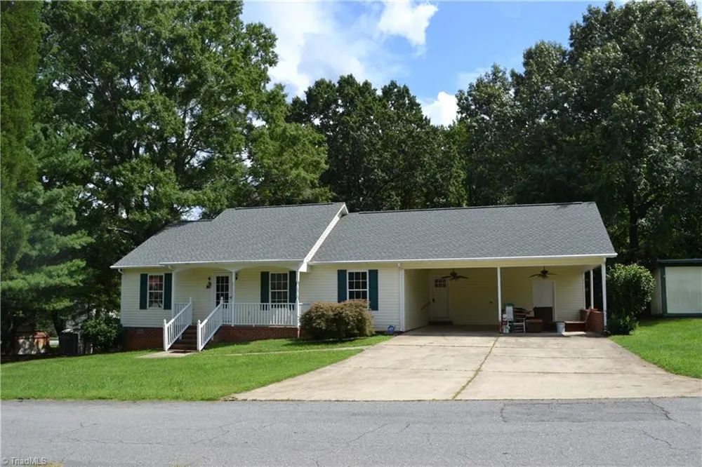 405 Puzak Lane Madison, NC 27025