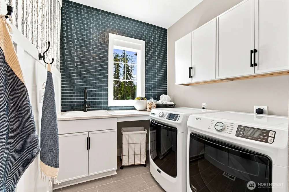 19300 Bergen Drive NW #22 Poulsbo, WA 98370