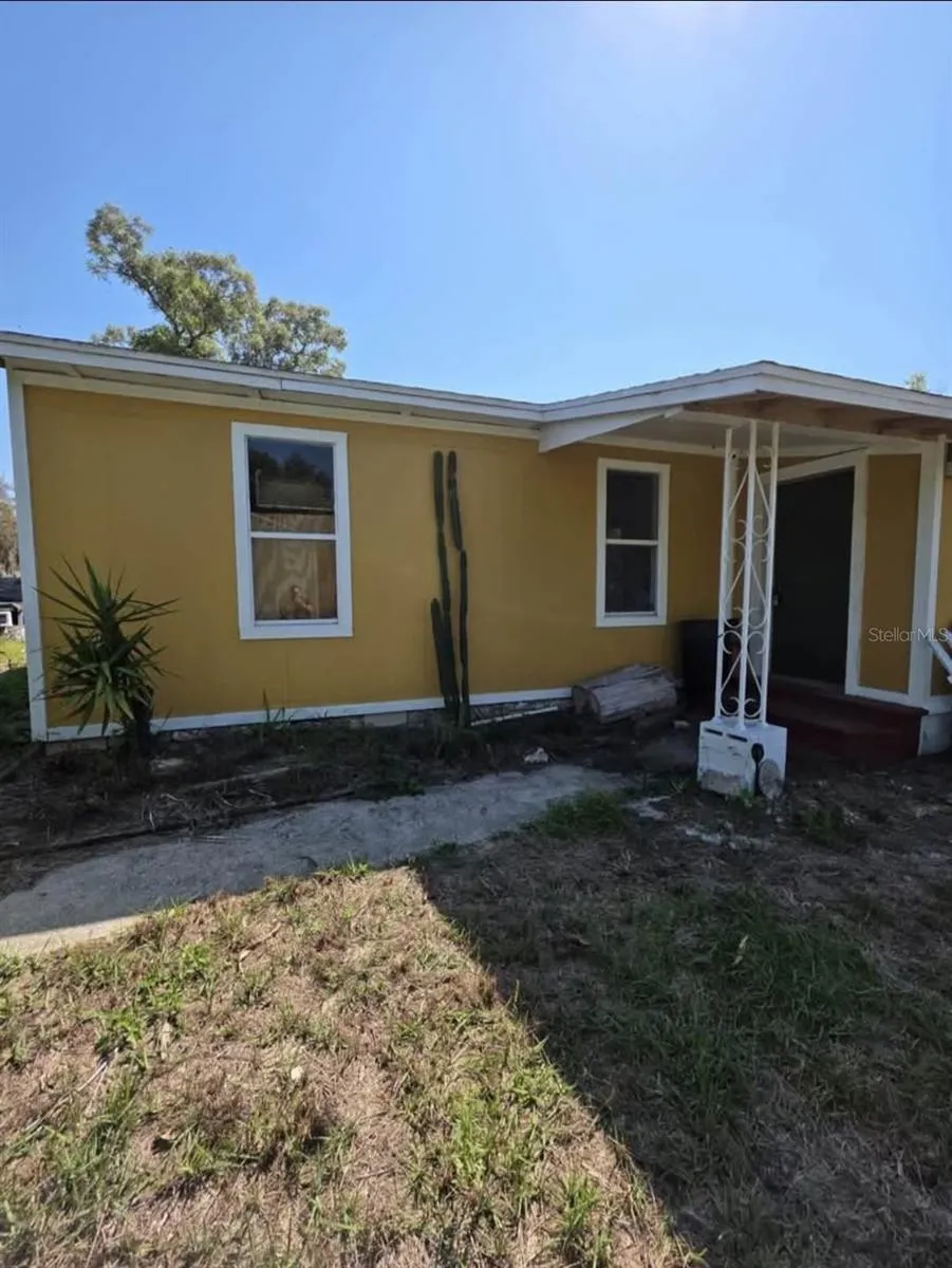 33620 VERDA AVENUE Leesburg, FL 34788