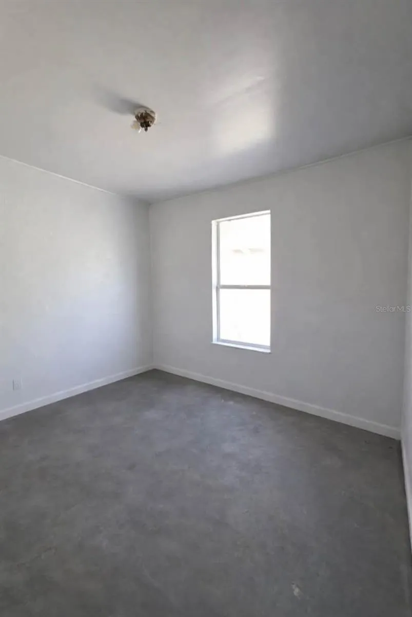 33620 VERDA AVENUE Leesburg, FL 34788