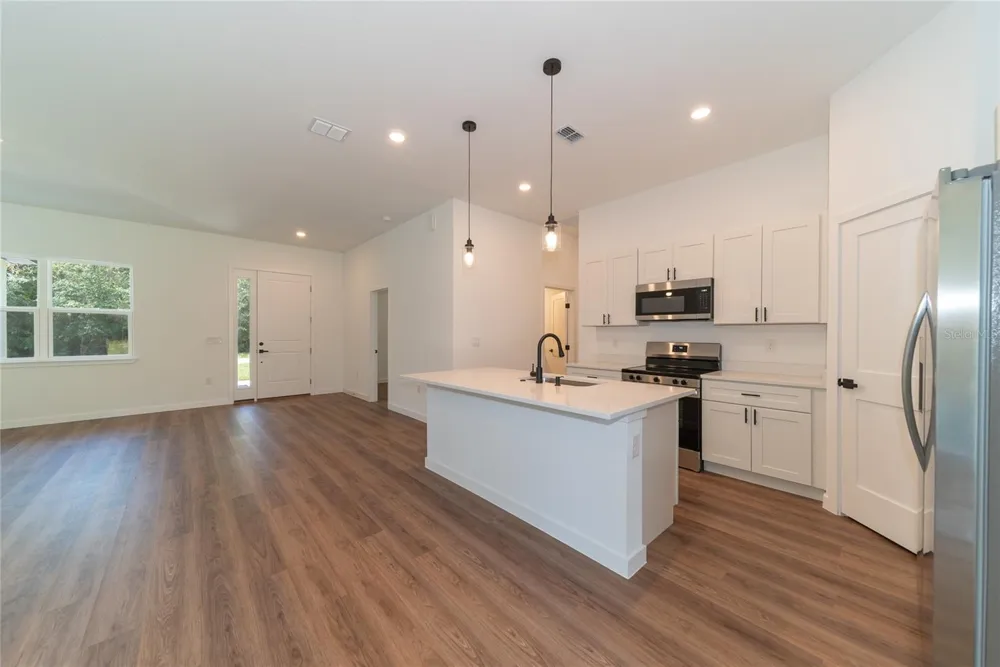2631 W ROYAL PALM DRIVE Citrus Springs, FL 34434