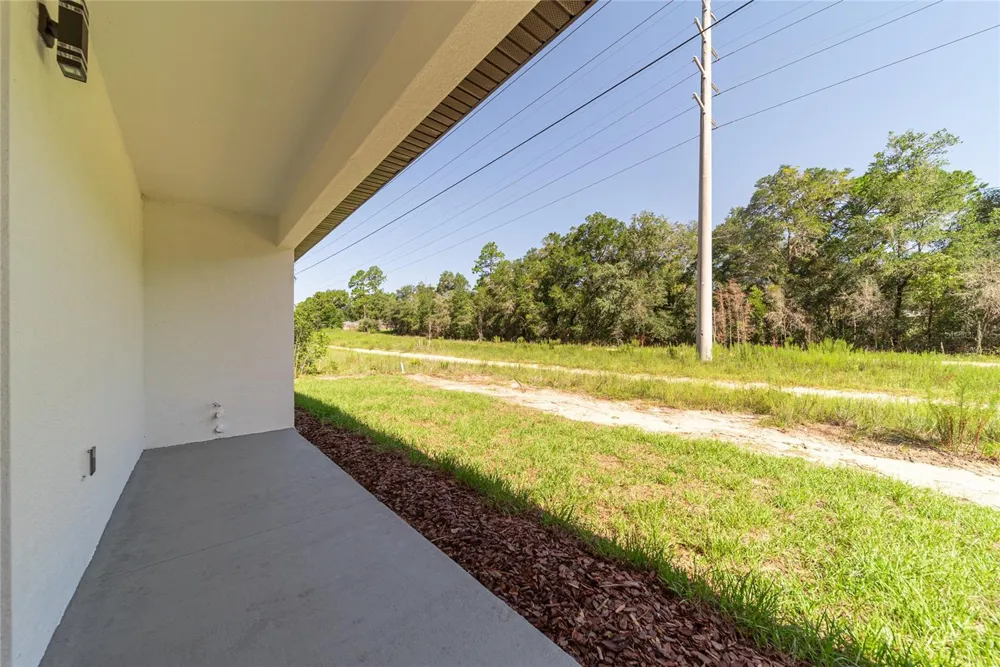 2631 W ROYAL PALM DRIVE Citrus Springs, FL 34434