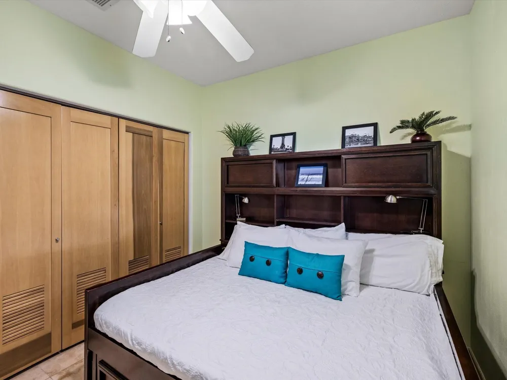 9420 Seawall Boulevard #306 Galveston, TX 77554
