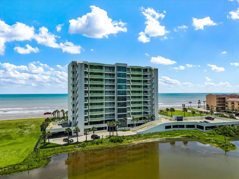 9420 Seawall Boulevard #306 Galveston, TX 77554