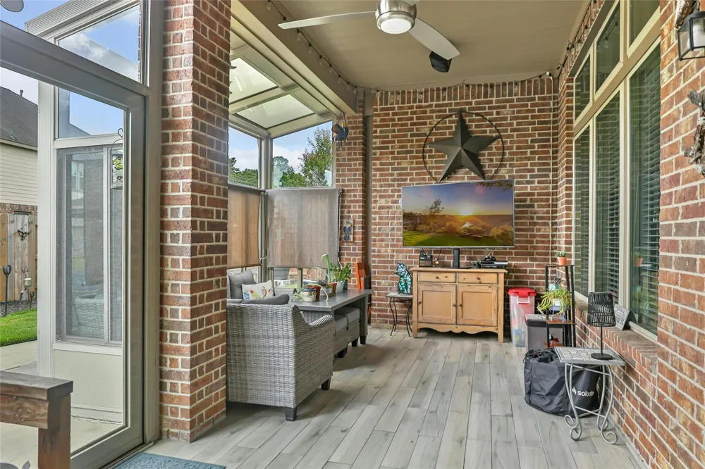 10206 Eagle Hollow Drive Humble, TX 77338