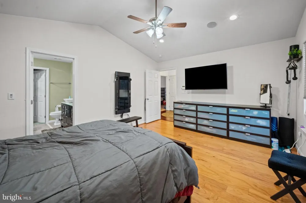 2094 STREAMWAY COURT Baltimore, MD 21207
