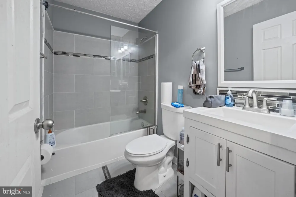 2094 STREAMWAY COURT Baltimore, MD 21207