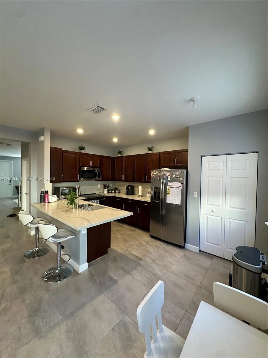 10377 W 34th Ct #10377 Hialeah, FL 33018