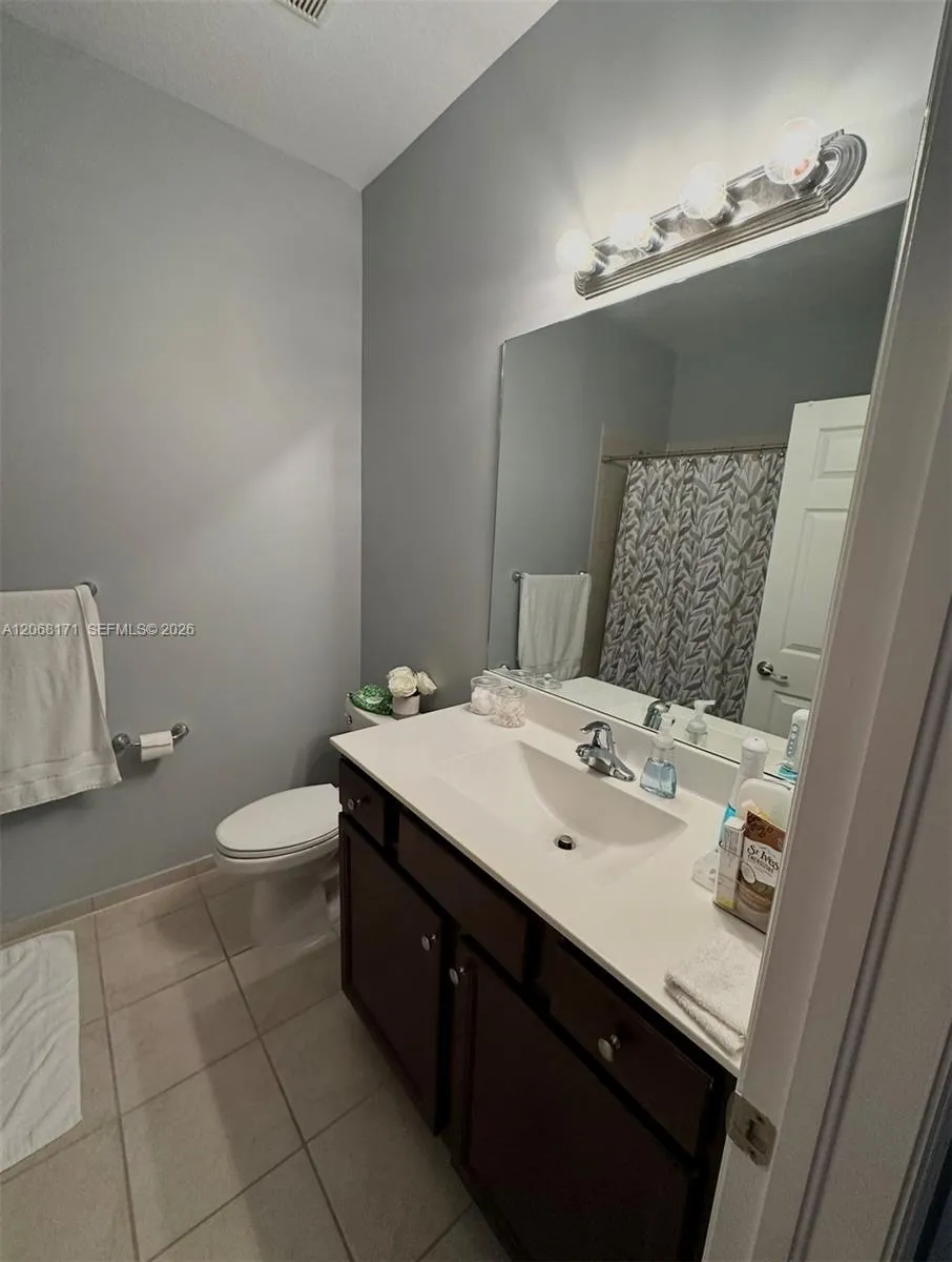 10377 W 34th Ct #10377 Hialeah, FL 33018