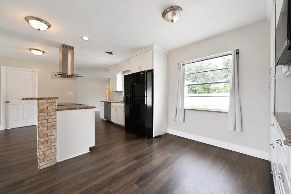 833 PARK MANOR DRIVE Orlando, FL 32825