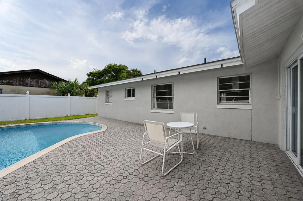 833 PARK MANOR DRIVE Orlando, FL 32825