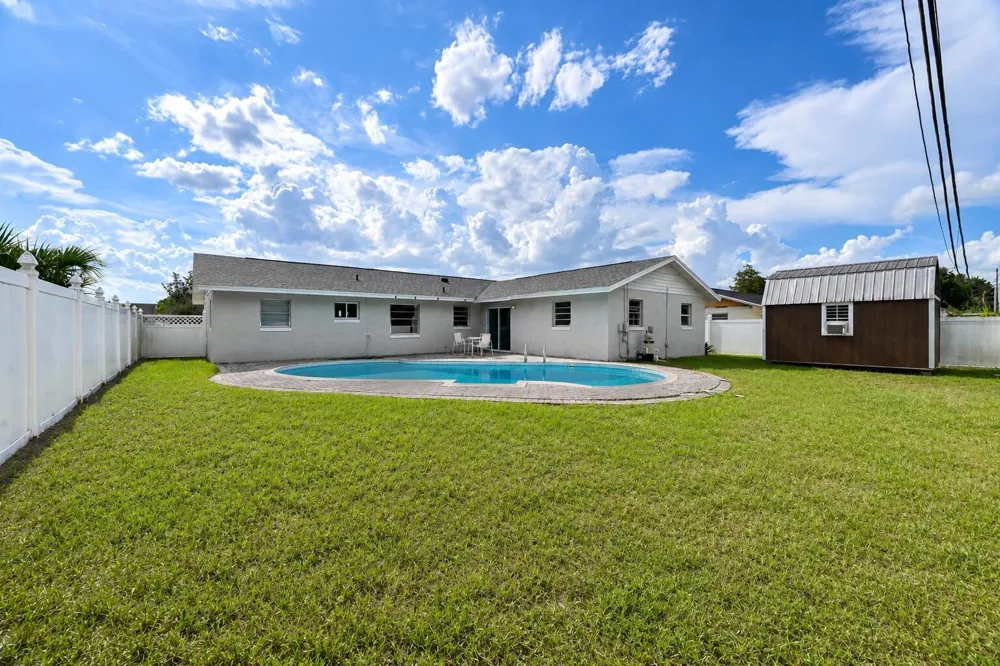 833 PARK MANOR DRIVE Orlando, FL 32825