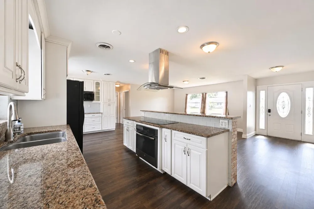 833 PARK MANOR DRIVE Orlando, FL 32825