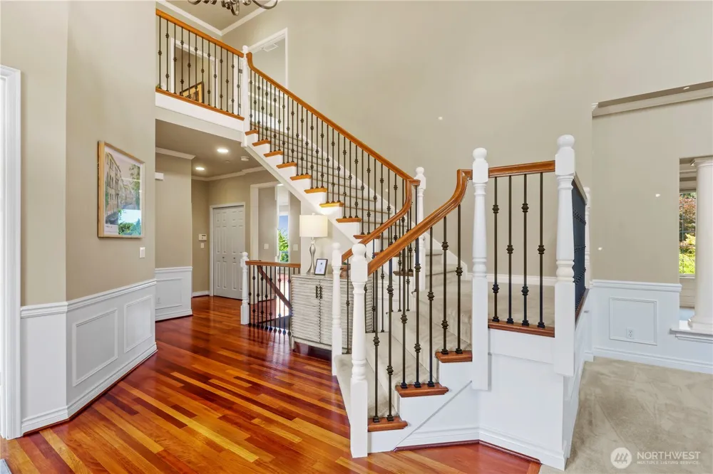 23270 SE 51st Place Issaquah, WA 98029