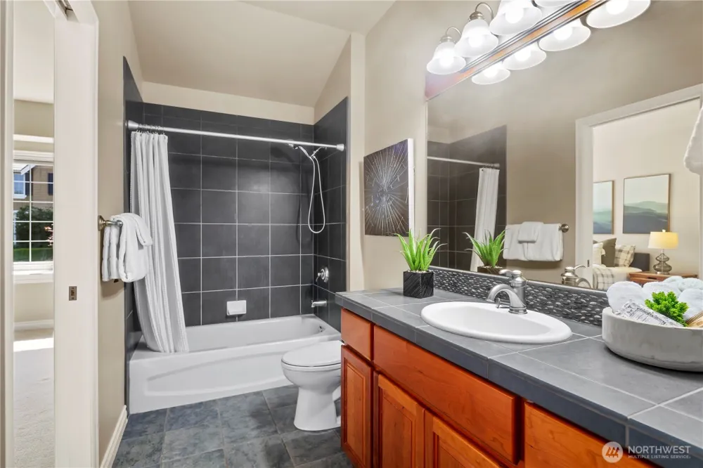 23270 SE 51st Place Issaquah, WA 98029