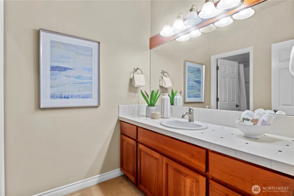 23270 SE 51st Place Issaquah, WA 98029