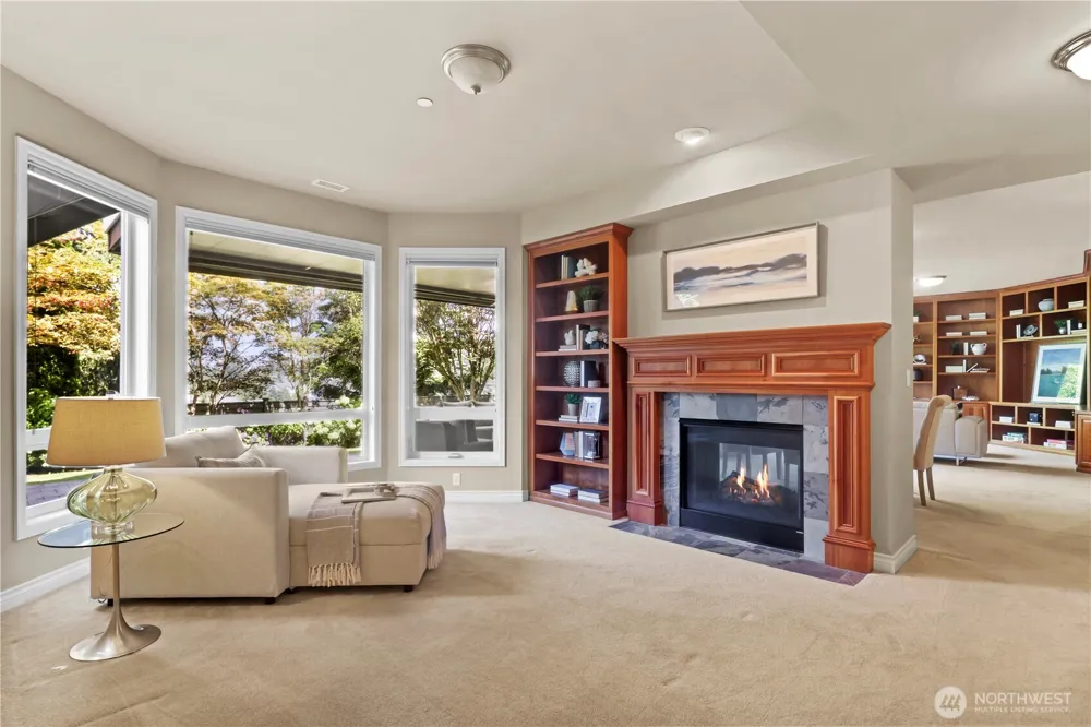 23270 SE 51st Place Issaquah, WA 98029