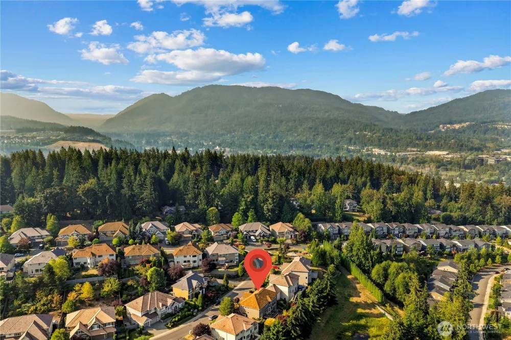23270 SE 51st Place Issaquah, WA 98029