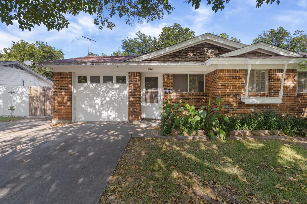 840 Comal Avenue White Settlement, TX 76108