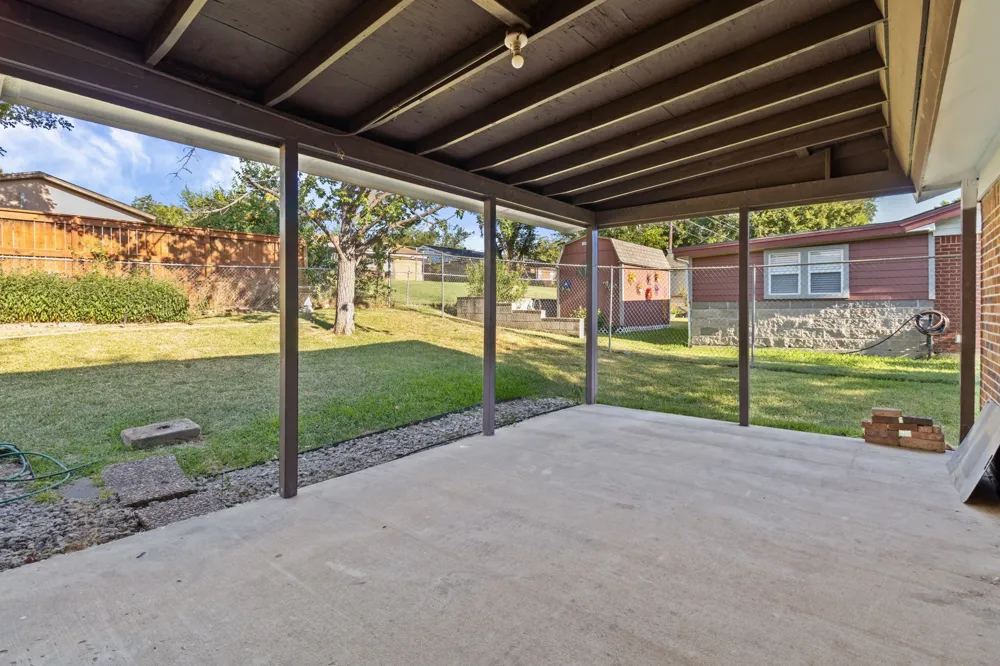 840 Comal Avenue White Settlement, TX 76108