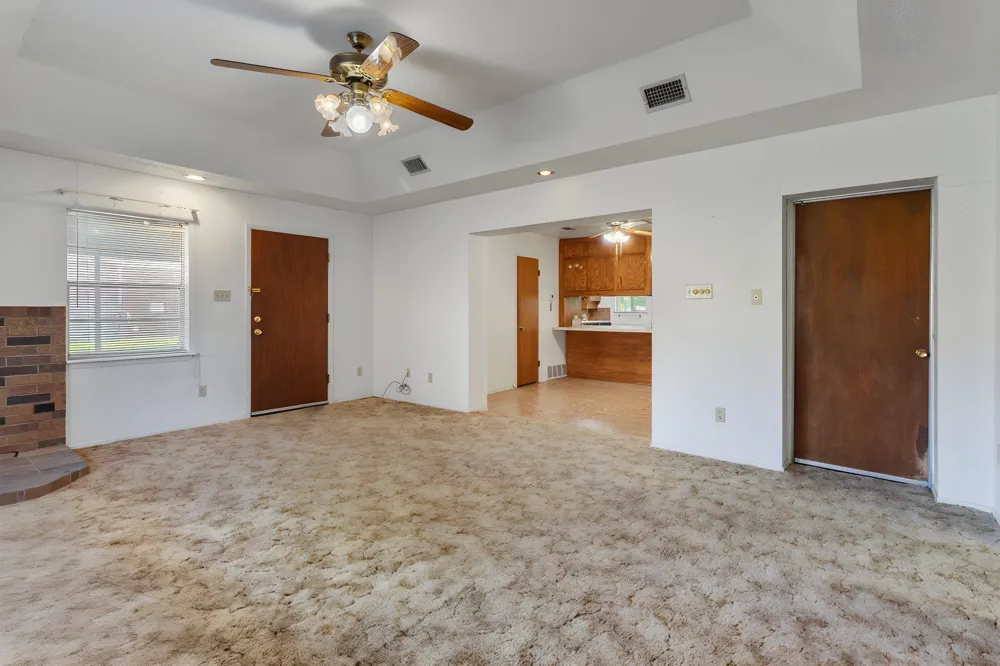 840 Comal Avenue White Settlement, TX 76108