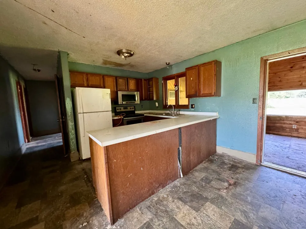233 Oak Road Warroad, MN 56763