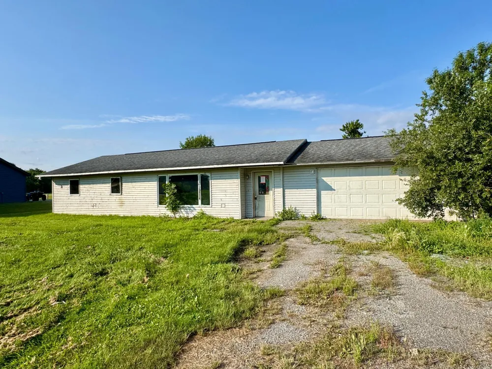 233 Oak Road Warroad, MN 56763