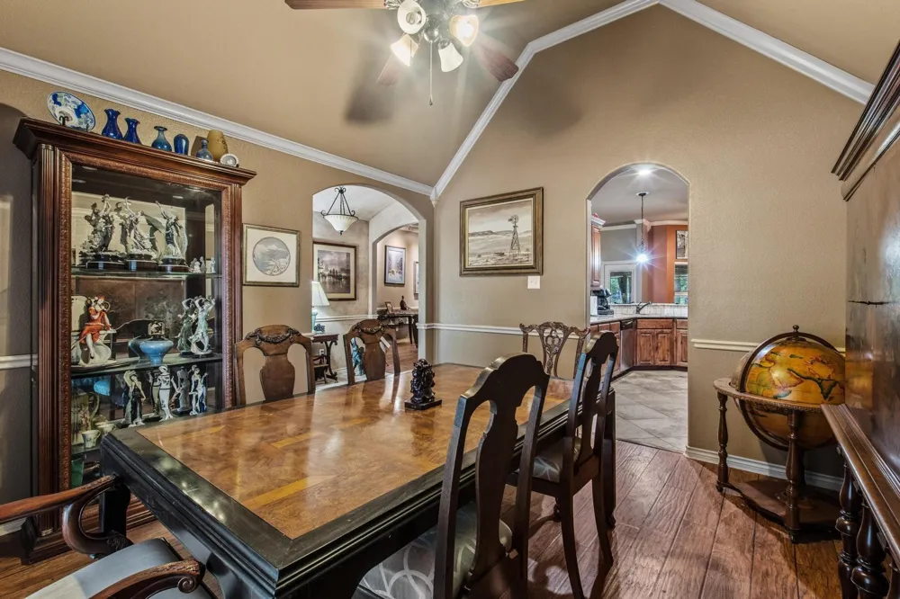 112 Knight Court Springtown, TX 76082