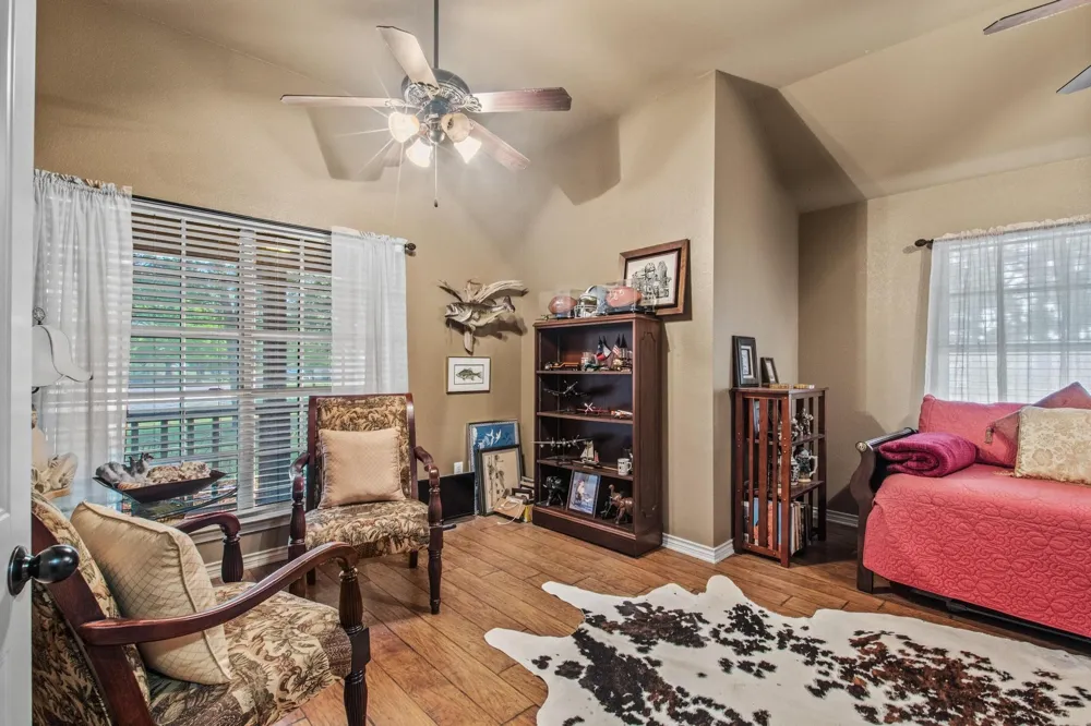 112 Knight Court Springtown, TX 76082