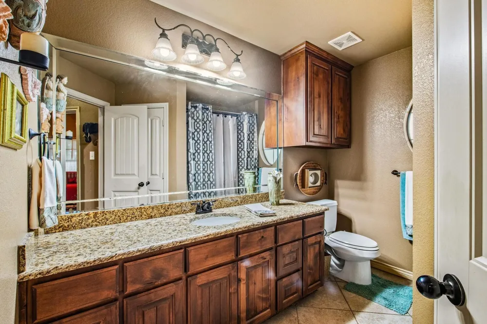 112 Knight Court Springtown, TX 76082