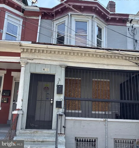 320 CENTRE STREET
