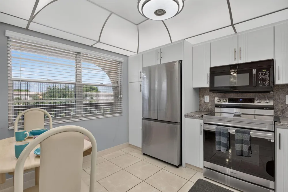 2304 LUCAYA LANE #L4 Coconut Creek, FL 33066
