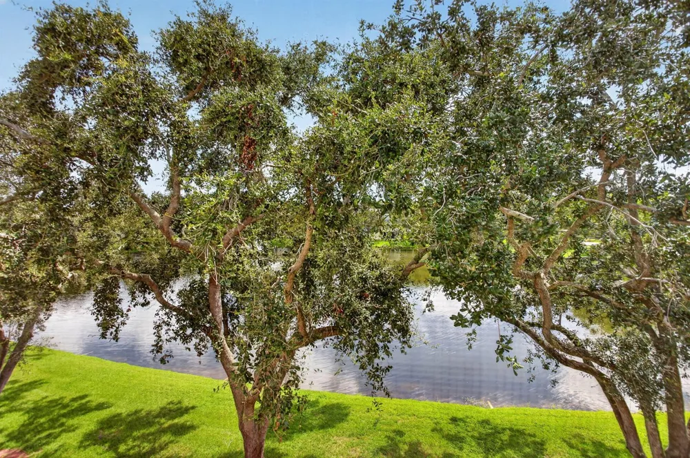 2304 LUCAYA LANE #L4 Coconut Creek, FL 33066