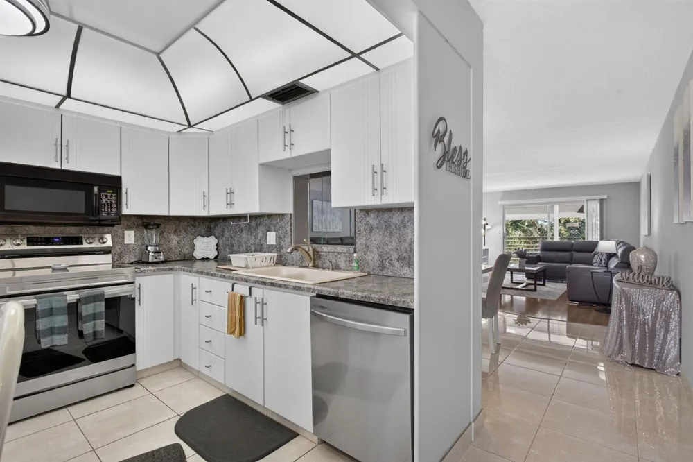 2304 LUCAYA LANE #L4 Coconut Creek, FL 33066