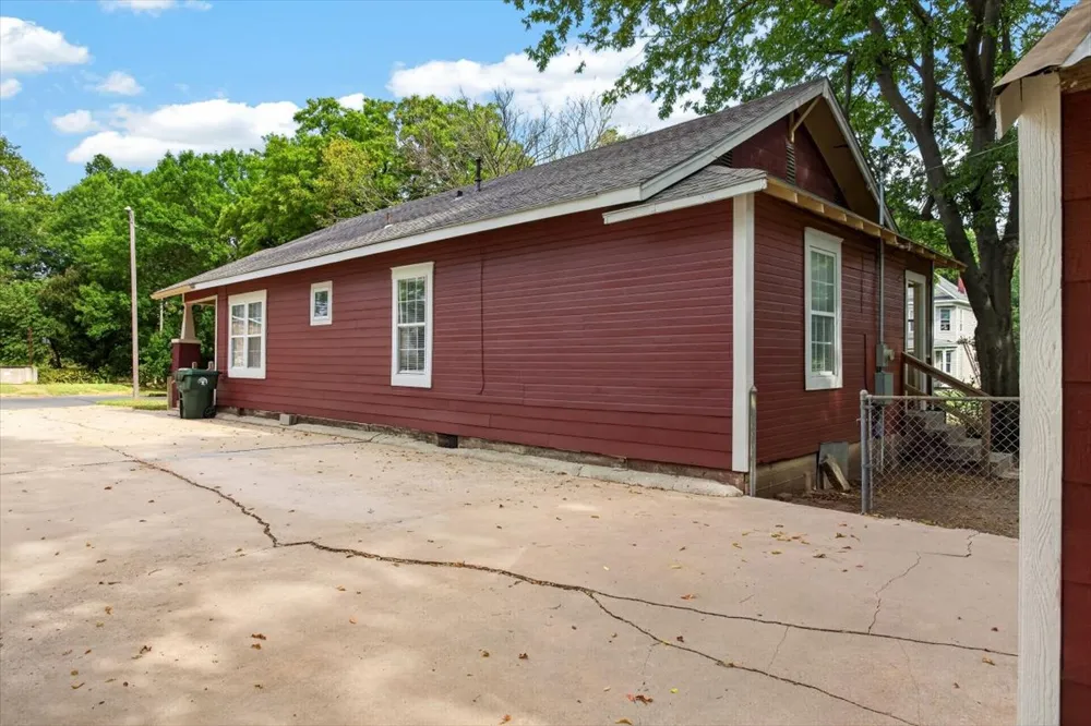 226 G STREET Muskogee, OK 74403