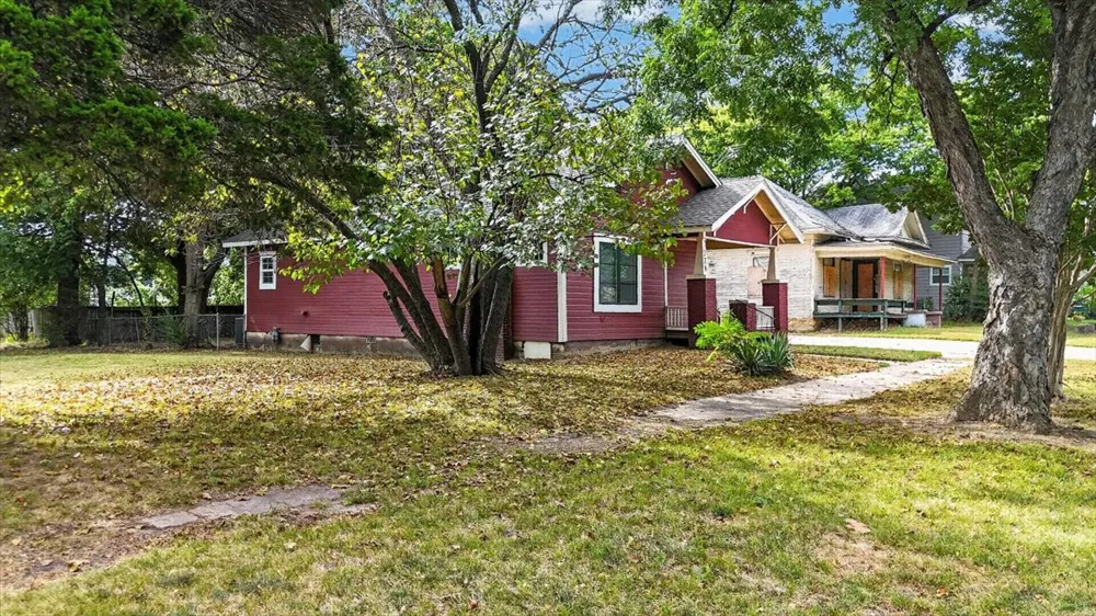 226 G STREET Muskogee, OK 74403