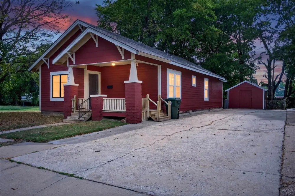 226 G STREET Muskogee, OK 74403