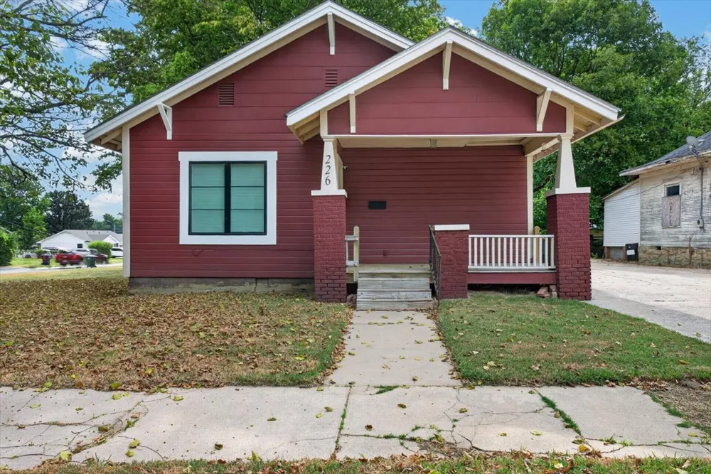 226 G STREET Muskogee, OK 74403