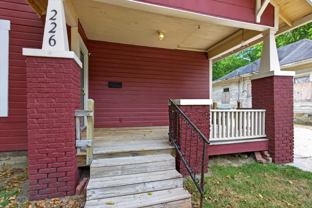 226 G STREET Muskogee, OK 74403