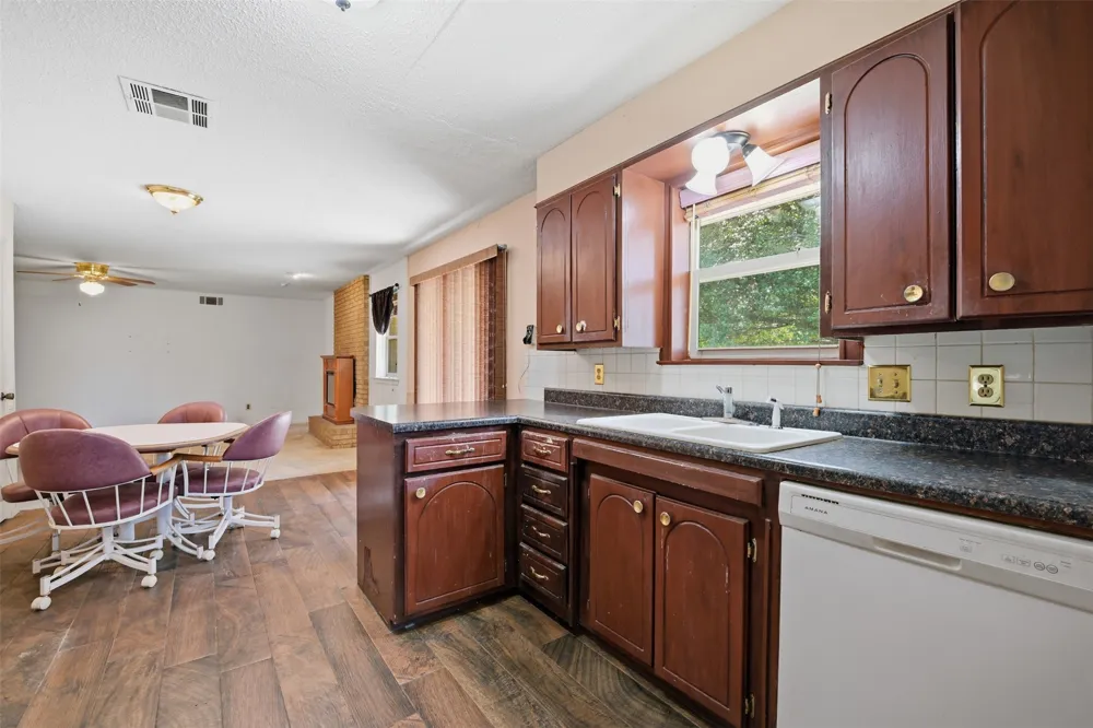 14339 County Road 3587 Ada, OK 74820