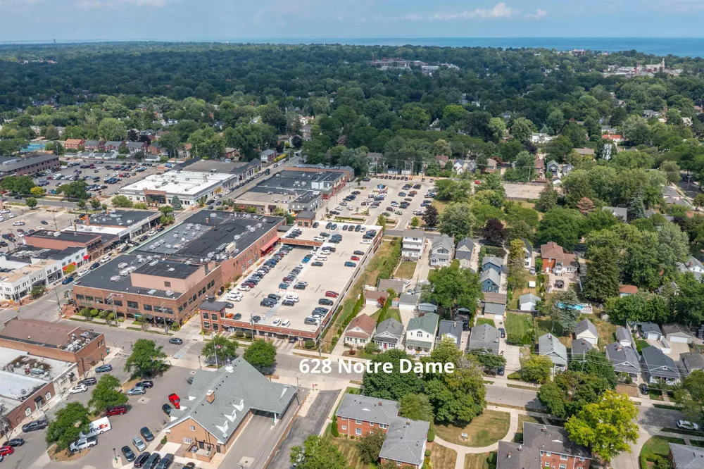 628 Notre Dame Street Grosse Pointe City, MI 48230