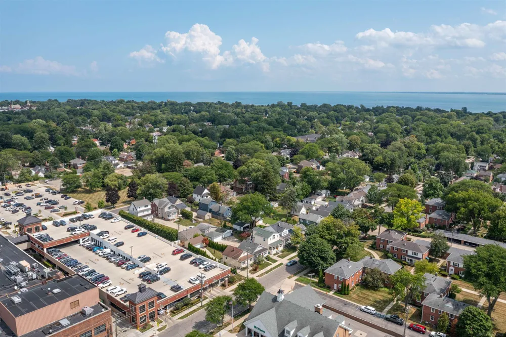 628 Notre Dame Street Grosse Pointe City, MI 48230