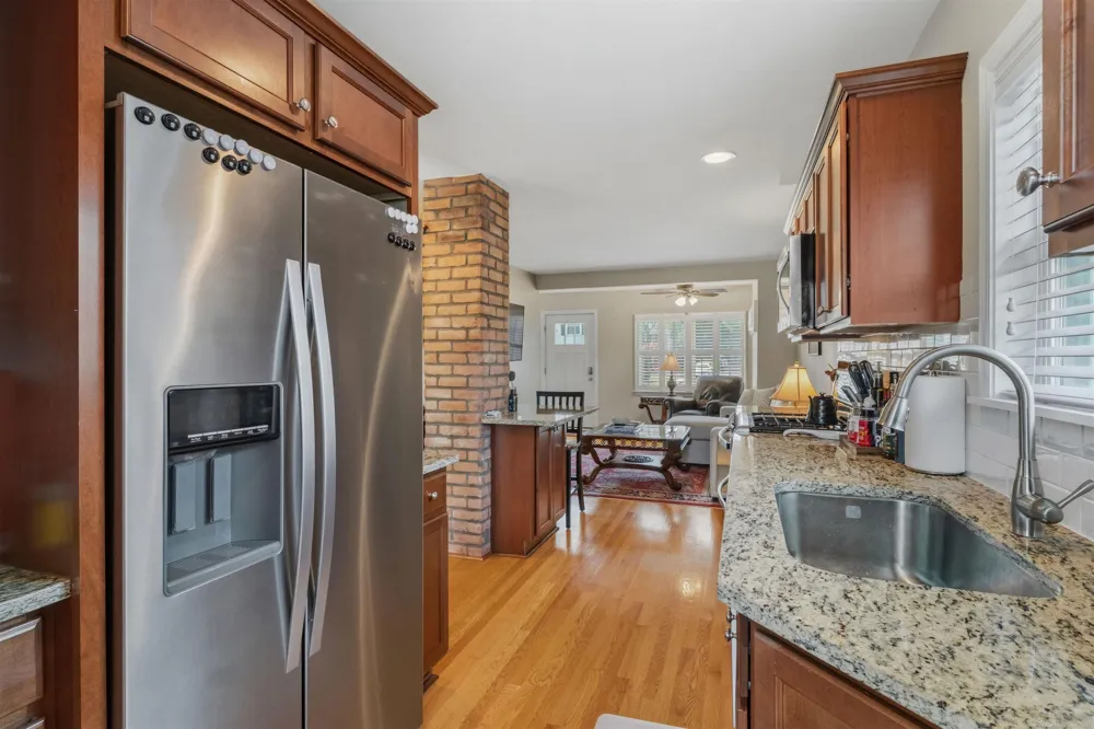 628 Notre Dame Street Grosse Pointe City, MI 48230