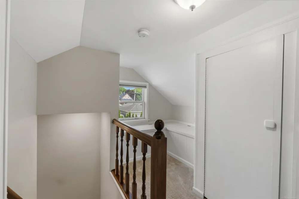 628 Notre Dame Street Grosse Pointe City, MI 48230