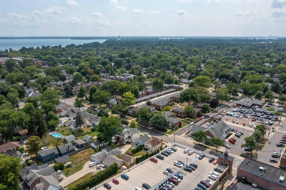 628 Notre Dame Street Grosse Pointe City, MI 48230