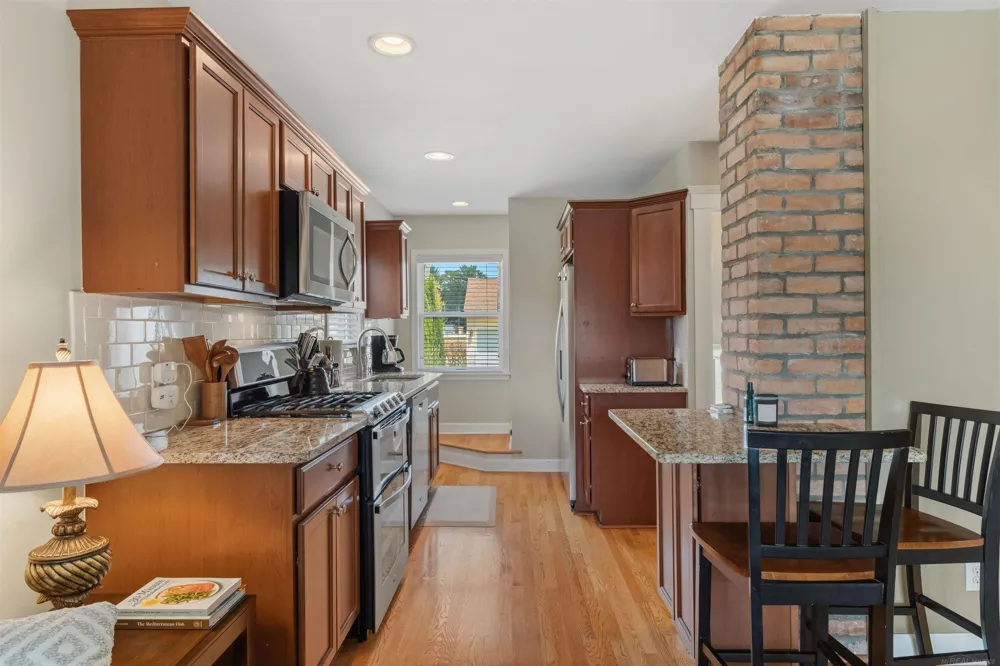 628 Notre Dame Street Grosse Pointe City, MI 48230