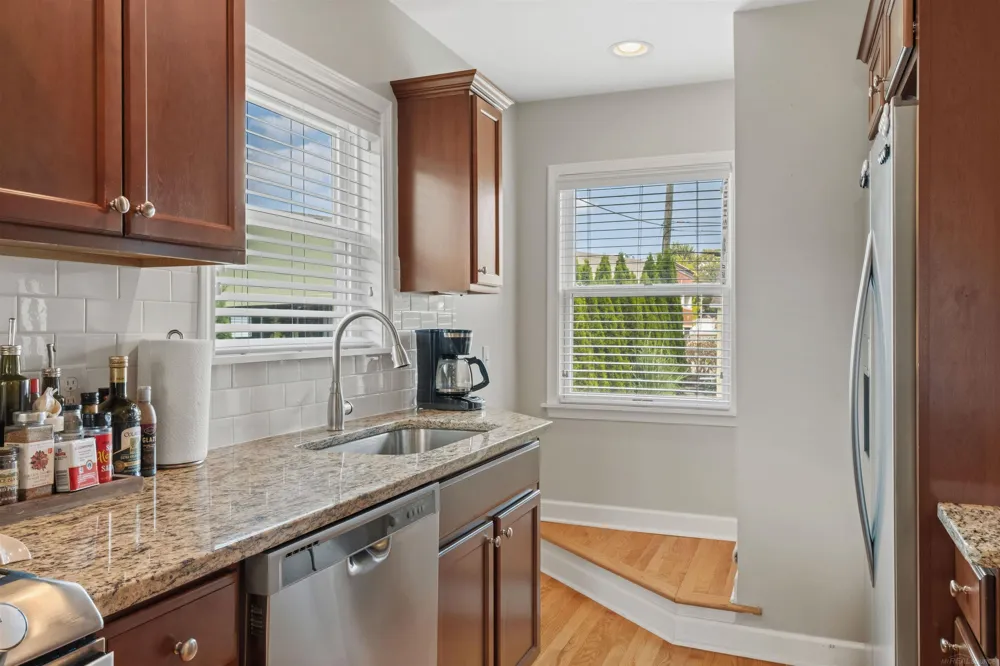 628 Notre Dame Street Grosse Pointe City, MI 48230