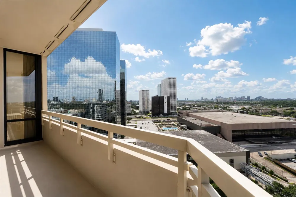 14 Greenway Plaza #19P Houston, TX 77046
