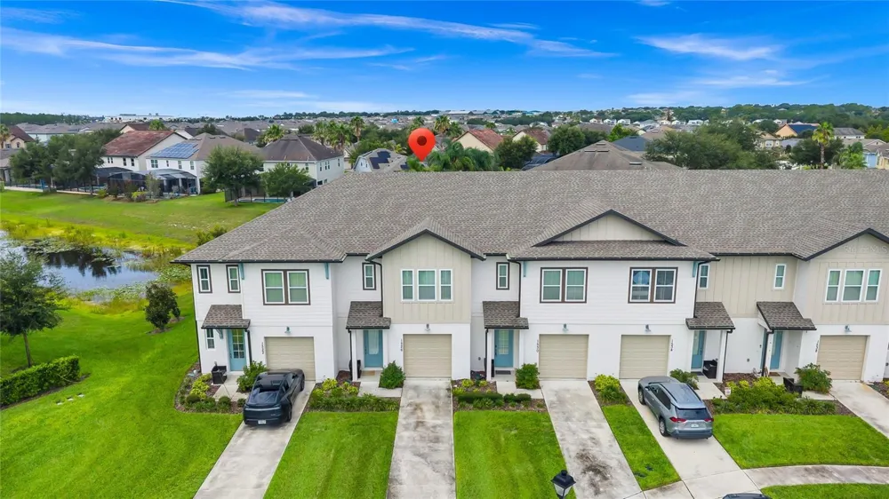 1526 DISCOVERY STREET Davenport, FL 33896